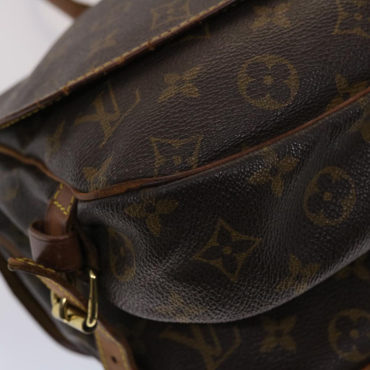 LOUIS VUITTON Monogram Saumur 30 Shoulder Bag M42256 LV bs6246