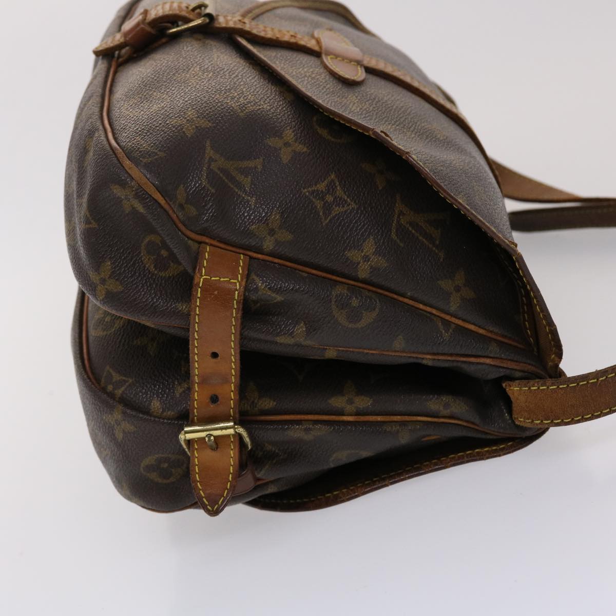 LOUIS VUITTON Monogram Saumur 30 Shoulder Bag M42256 LV bs6246