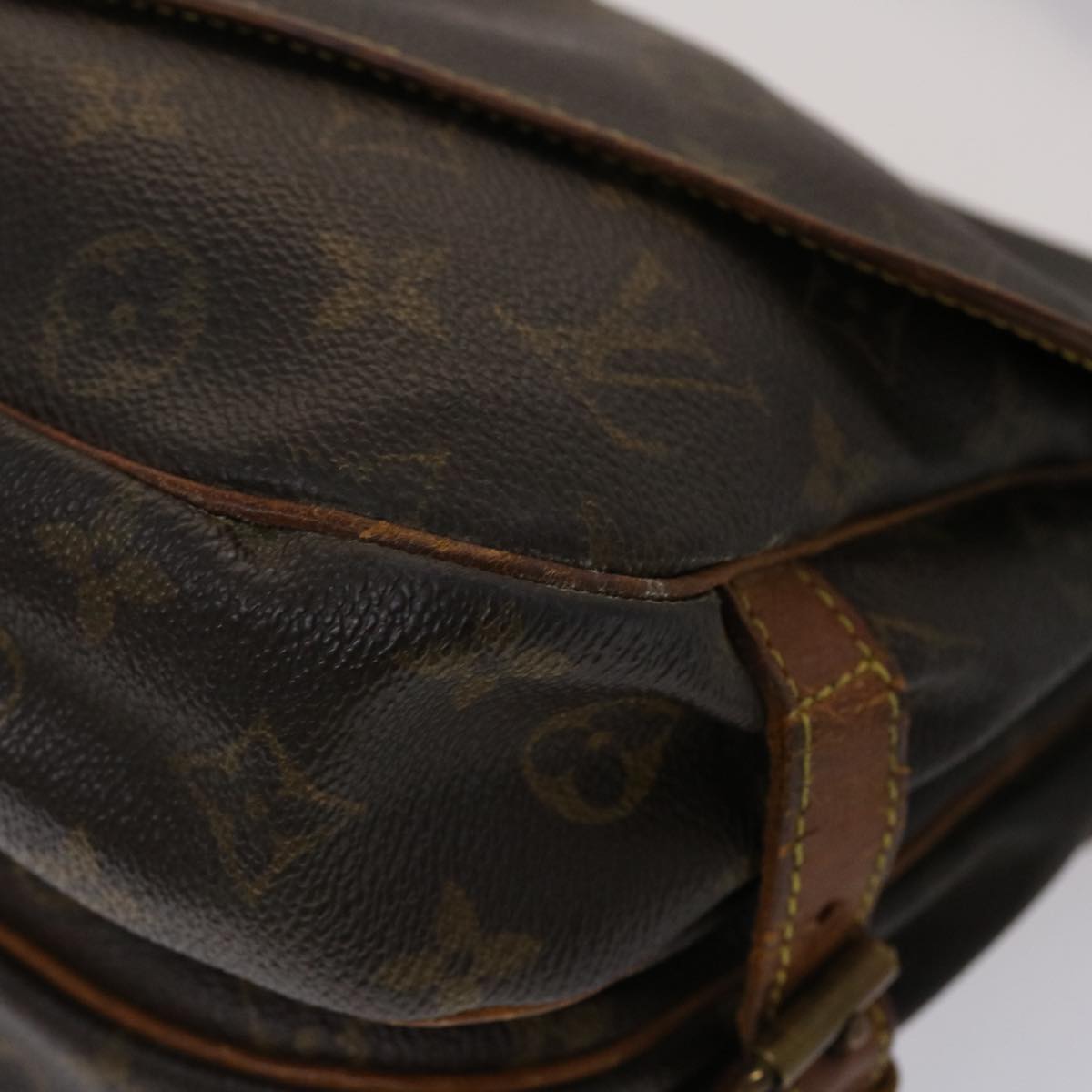 LOUIS VUITTON Monogram Saumur 30 Shoulder Bag M42256 LV bs6306