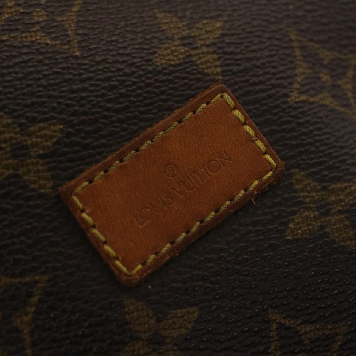 LOUIS VUITTON Monogram Saumur 30 Shoulder Bag M42256 LV bs6306