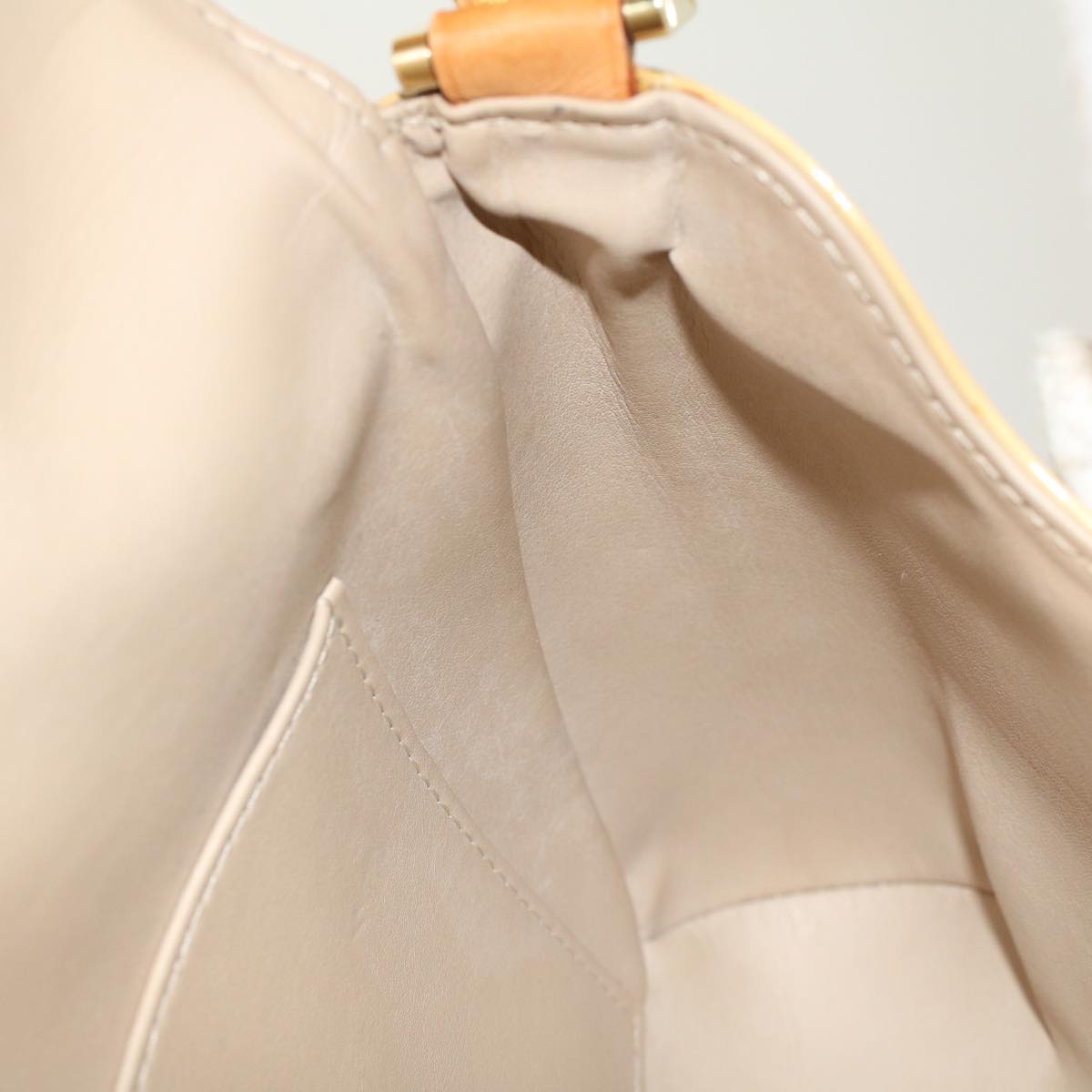 LOUIS VUITTON Monogram Vernis Thompson Street Bag Beige M91301 LV bs6341