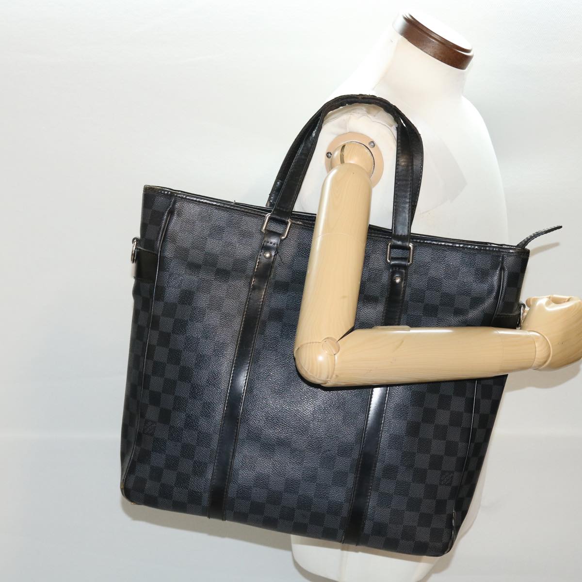 LOUIS VUITTON Damier Graphite Tadao 2way Hand Shoulder Bag N51192 LV bs6373