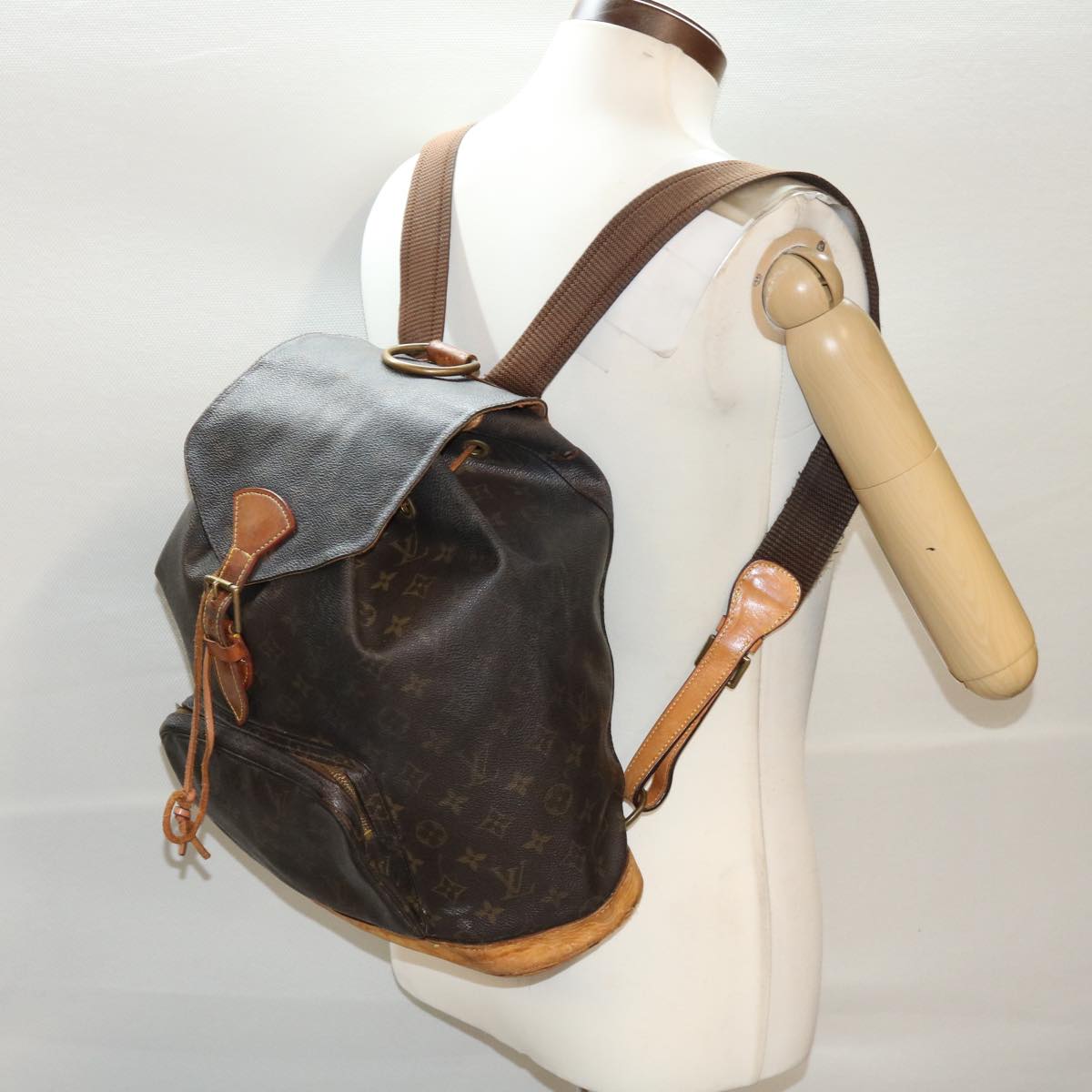 LOUIS VUITTON Monogram Montsouris GM Backpack M51135 LV bs6535