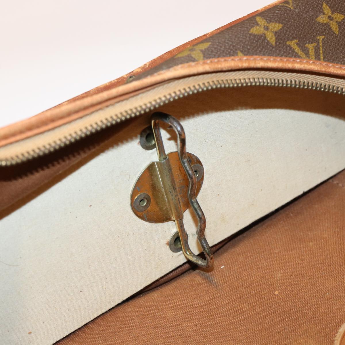 LOUIS VUITTON Monogram Suter Garment Cover M23522 LV bs6569
