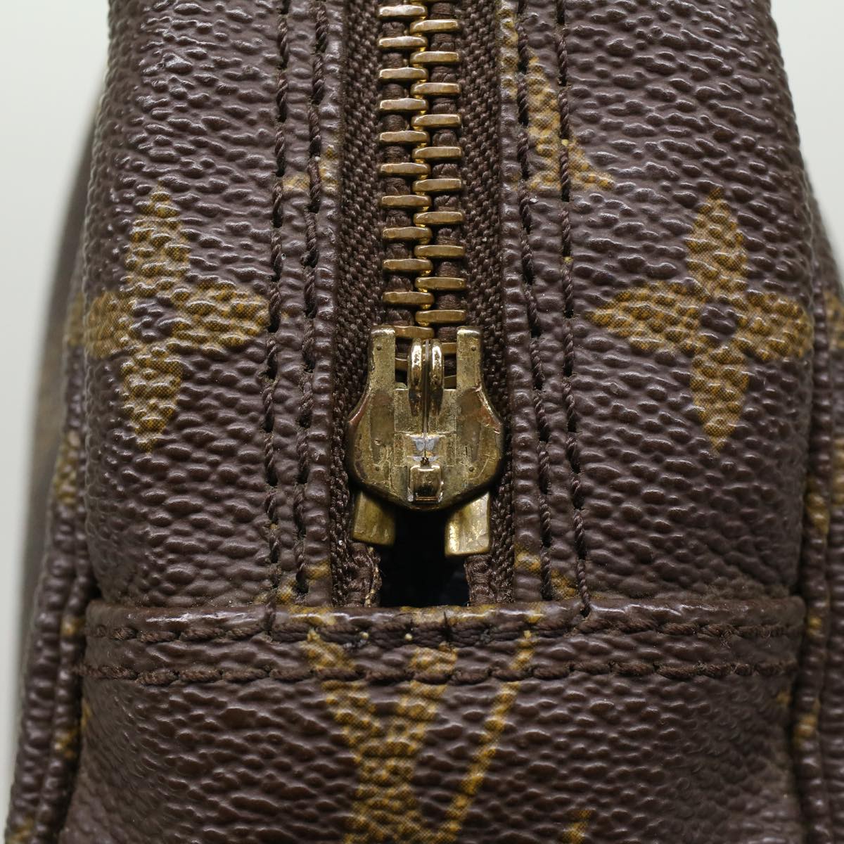 LOUIS VUITTON Monogram Trousse Toilette 23 Clutch Bag M47524 LV bs6585