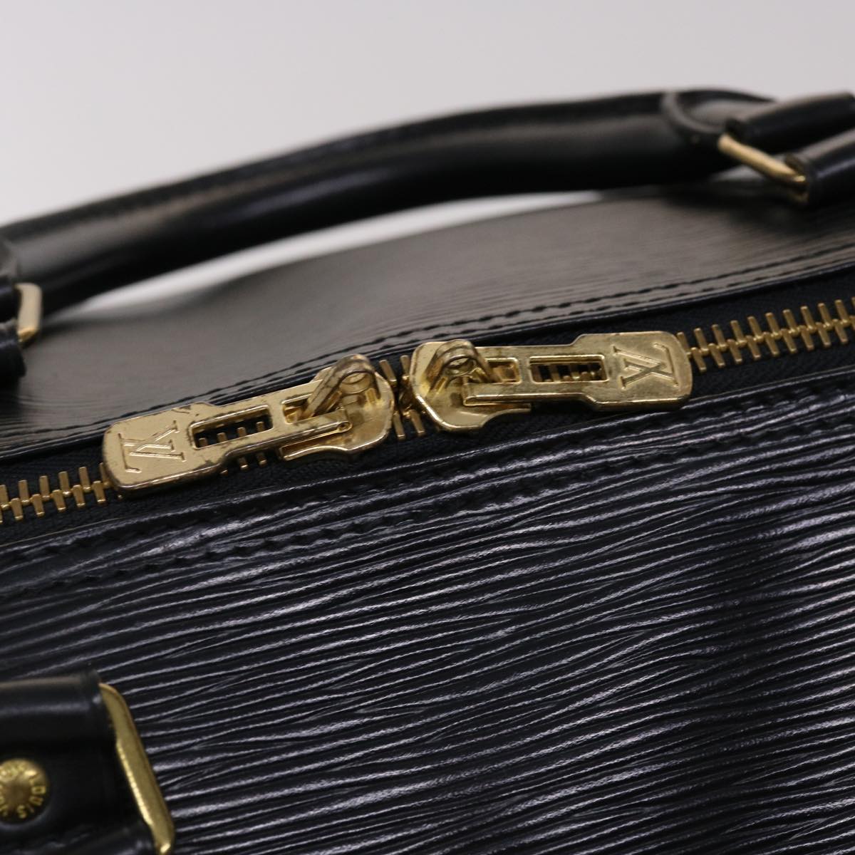 LOUIS VUITTON Epi Keepall 60 Boston Bag Noir M42942 LV bs6593