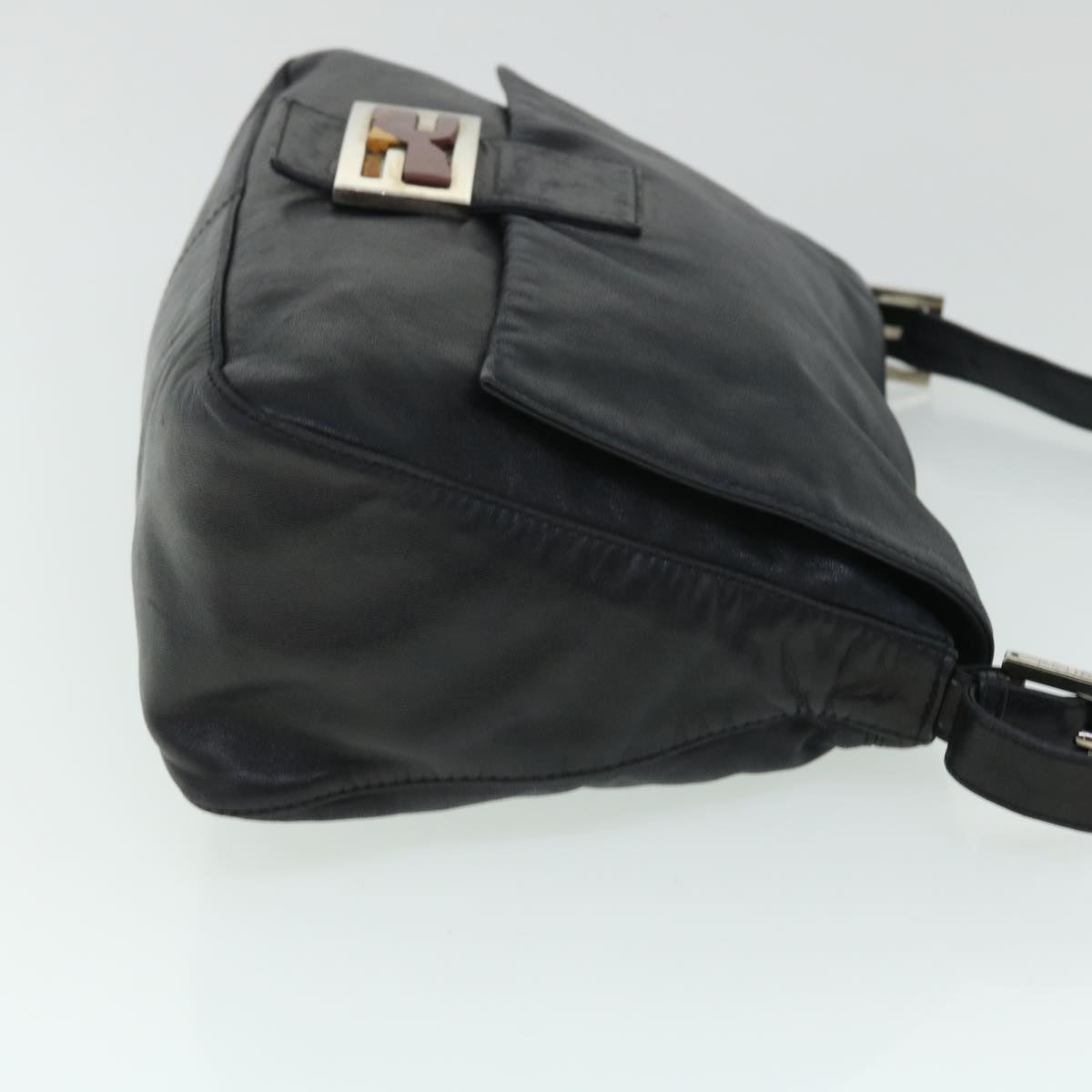 Luxury FendiMamma Baguette Shoulder Bag Leather Blackbs8192
