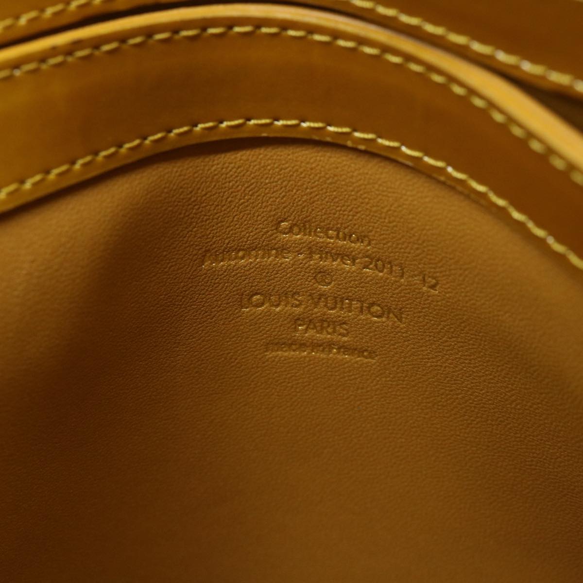 LOUIS VUITTON Fascination Lockit Booklet Bag Gold Tone M40602 LV bs8345