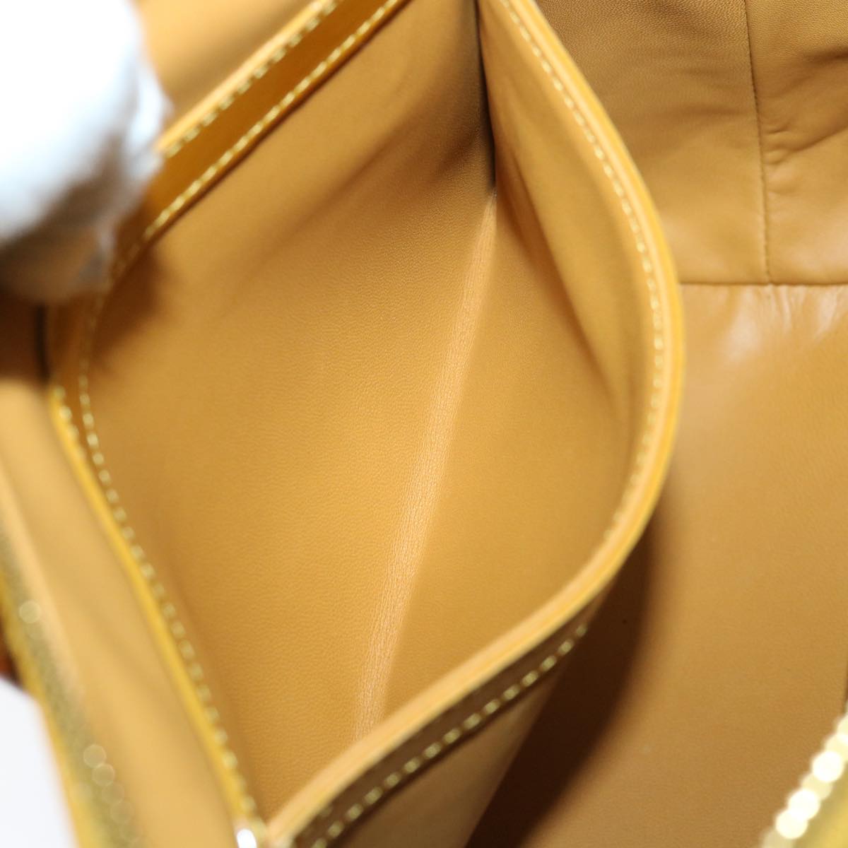 LOUIS VUITTON Fascination Lockit Booklet Bag Gold Tone M40602 LV bs8345