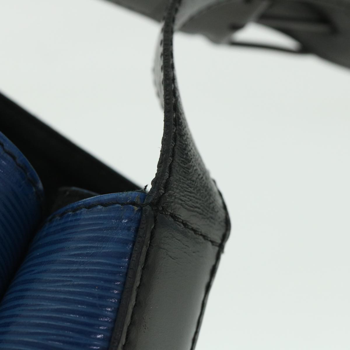 LOUIS VUITTON Epi Sac Depaule PM Shoulder Bag Blue Black LV bs8528