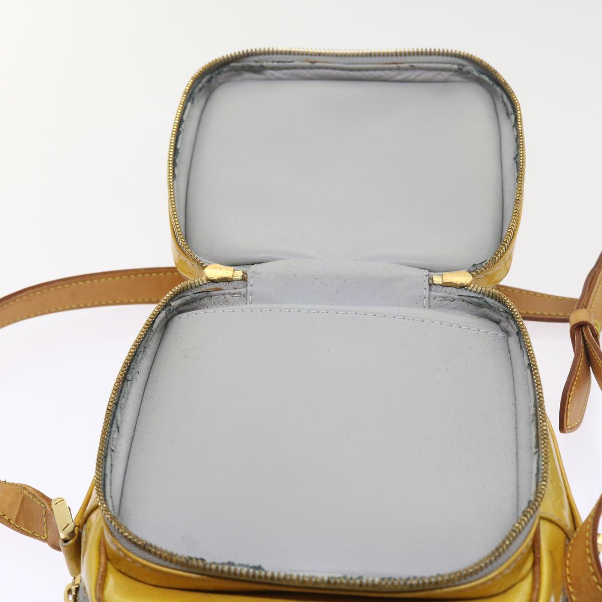 LOUIS VUITTON Monogram Vernis Wooster Shoulder Bag Gris M91036 LV bs8529