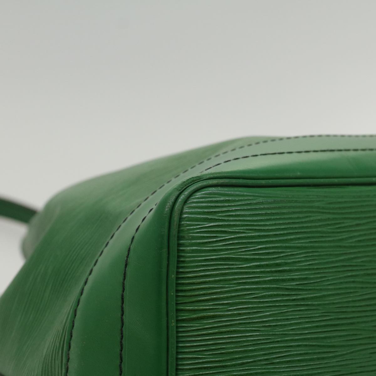 LOUIS VUITTON Epi Noe Shoulder Bag Green M44004 LV bs8555