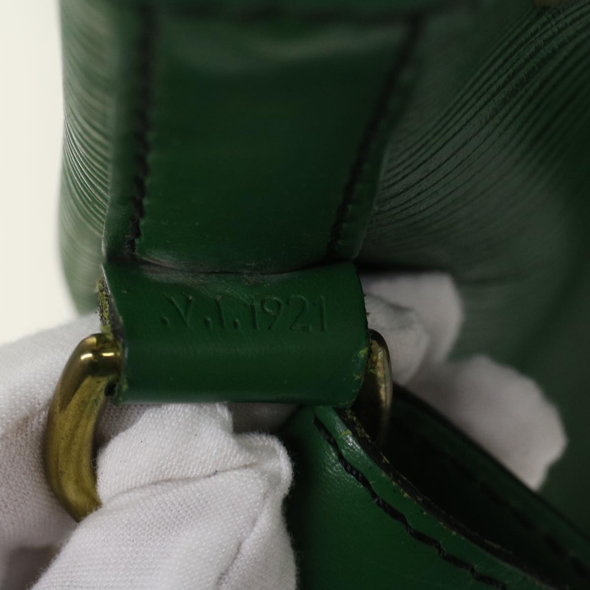 LOUIS VUITTON Epi Noe Shoulder Bag Green M44004 LV bs8555