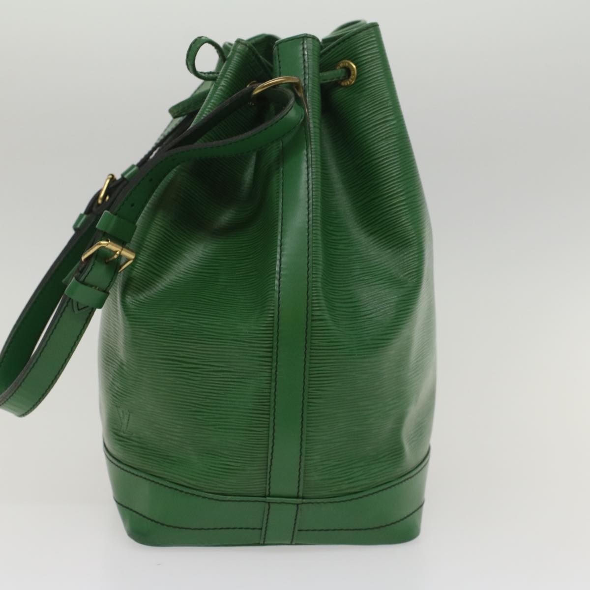 LOUIS VUITTON Epi Noe Shoulder Bag Green M44004 LV bs8555