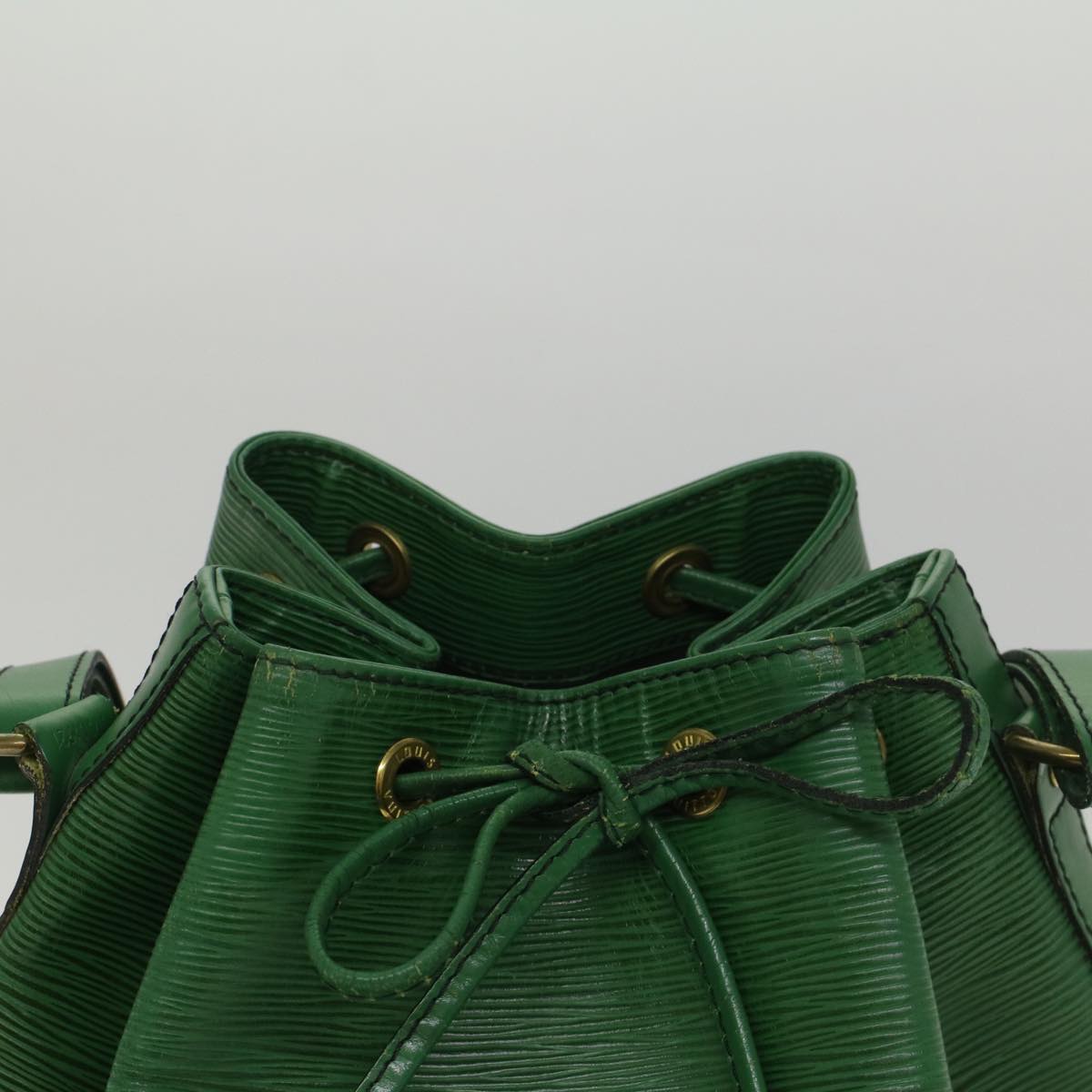 LOUIS VUITTON Epi Noe Shoulder Bag Green M44004 LV bs8555