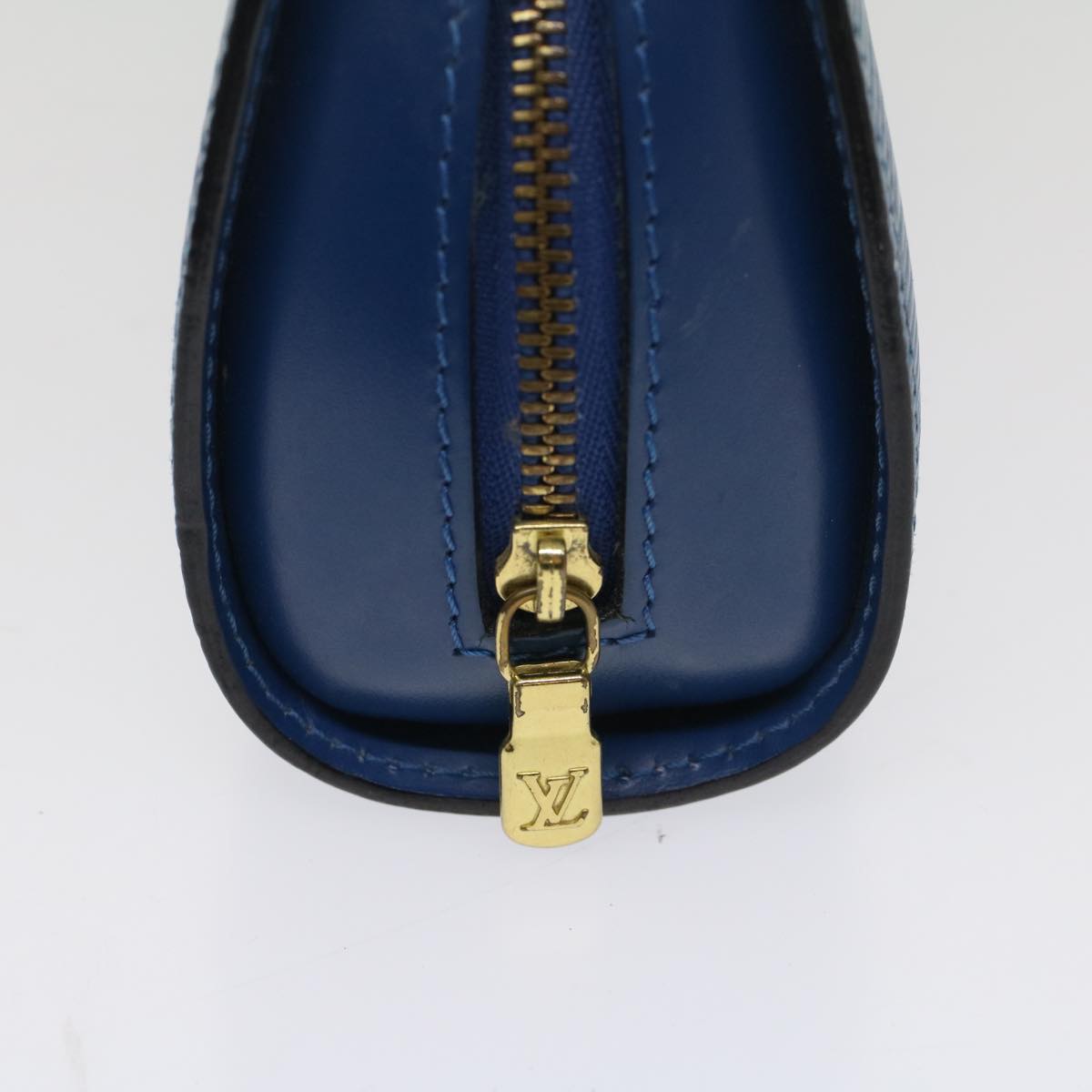 LOUIS VUITTON Epi Dauphine PM Pouch Blue M48445 LV bs8651