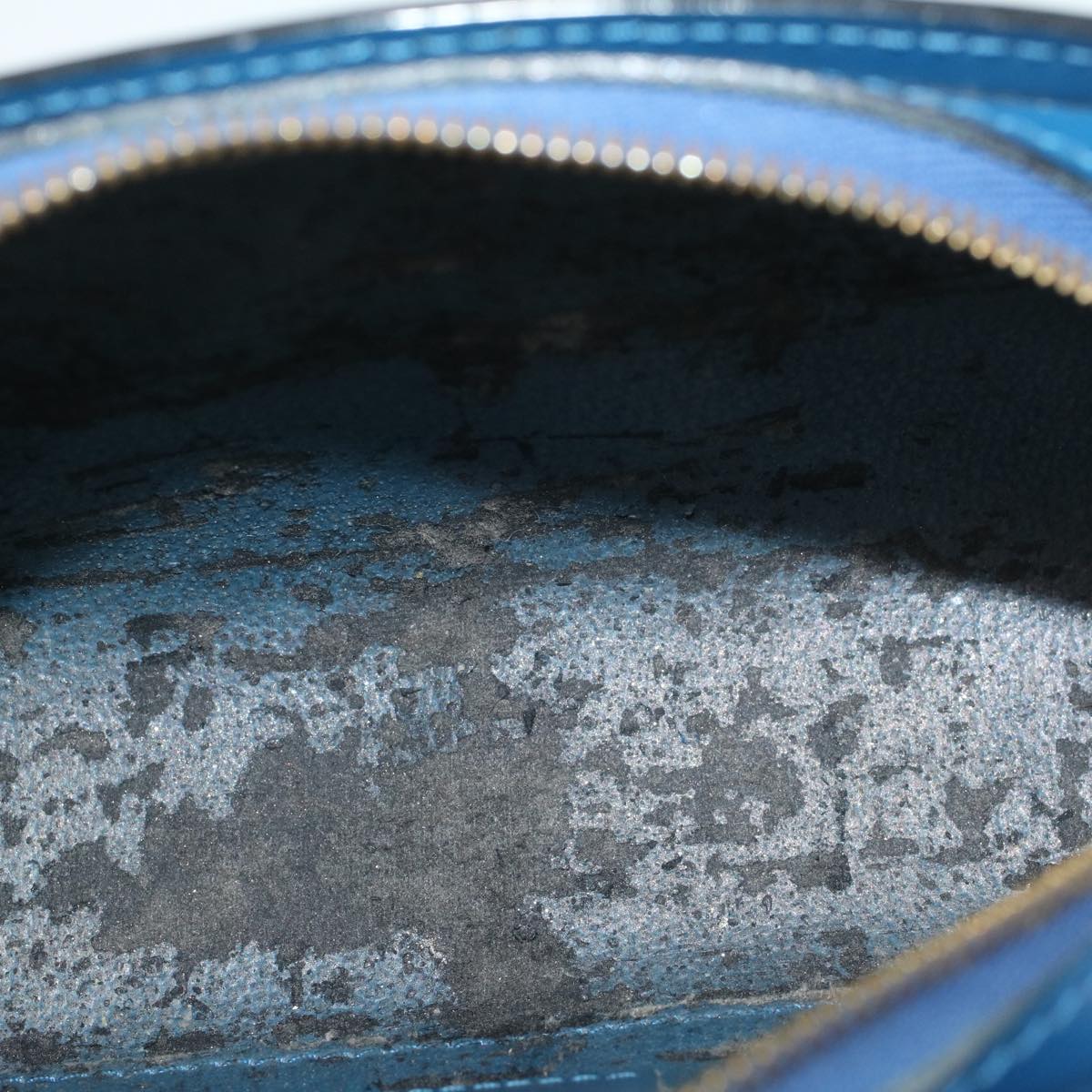 LOUIS VUITTON Epi Dauphine PM Pouch Blue M48445 LV bs8651