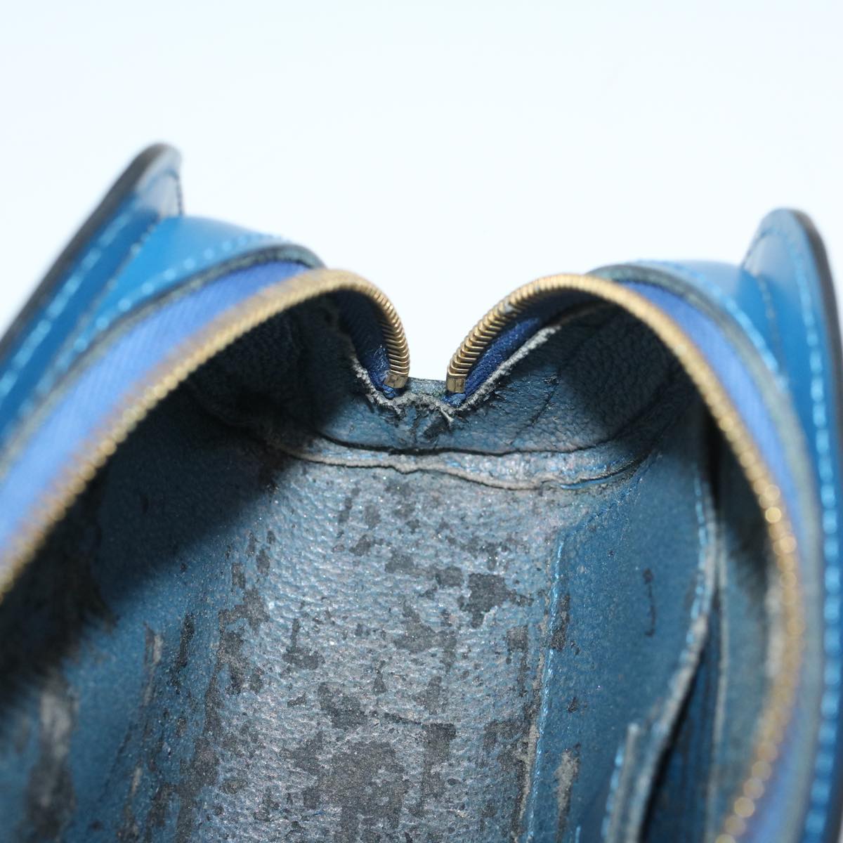 LOUIS VUITTON Epi Dauphine PM Pouch Blue M48445 LV bs8651