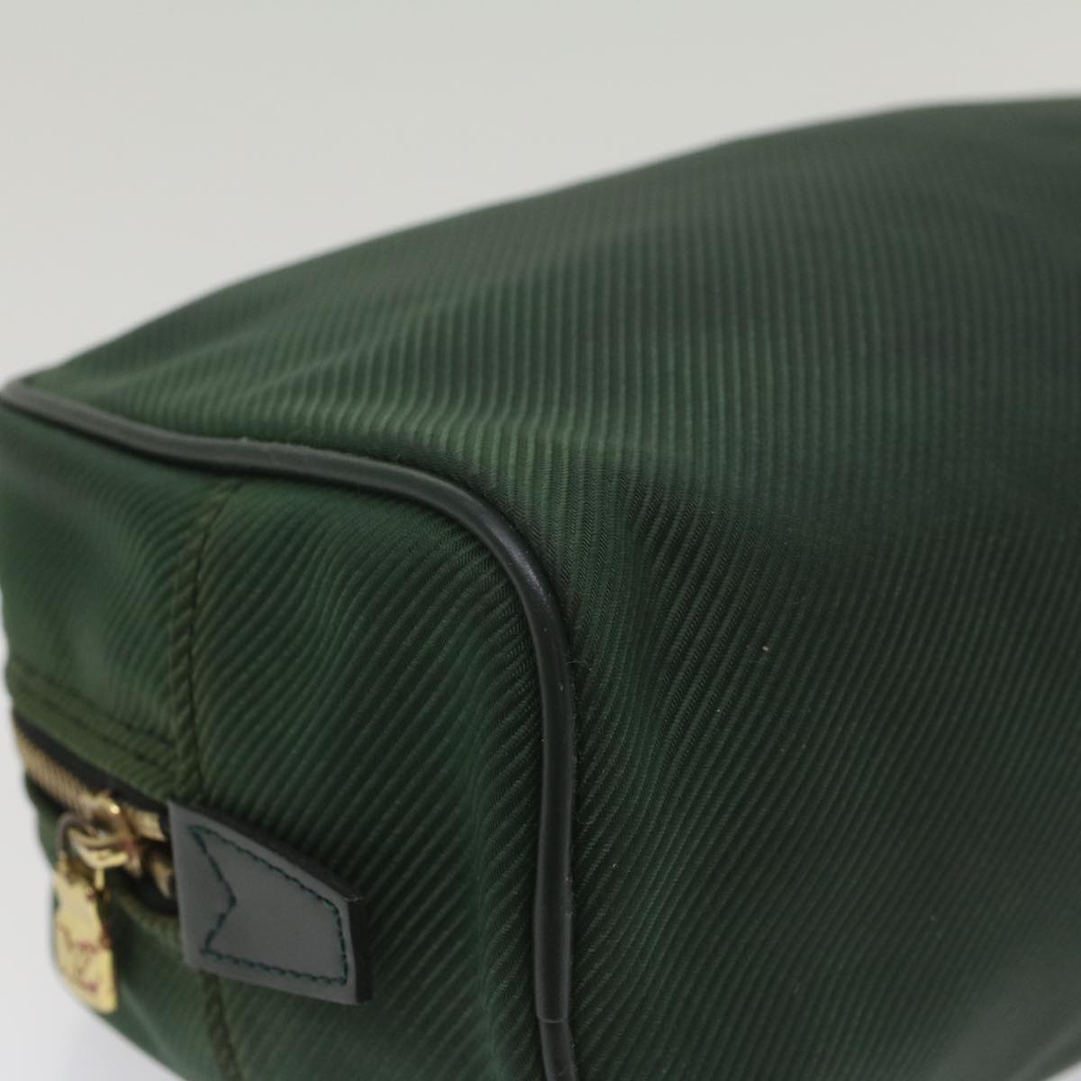 LOUIS VUITTON Taiga Parana Clutch Bag Epicea M30752 LV bs8781