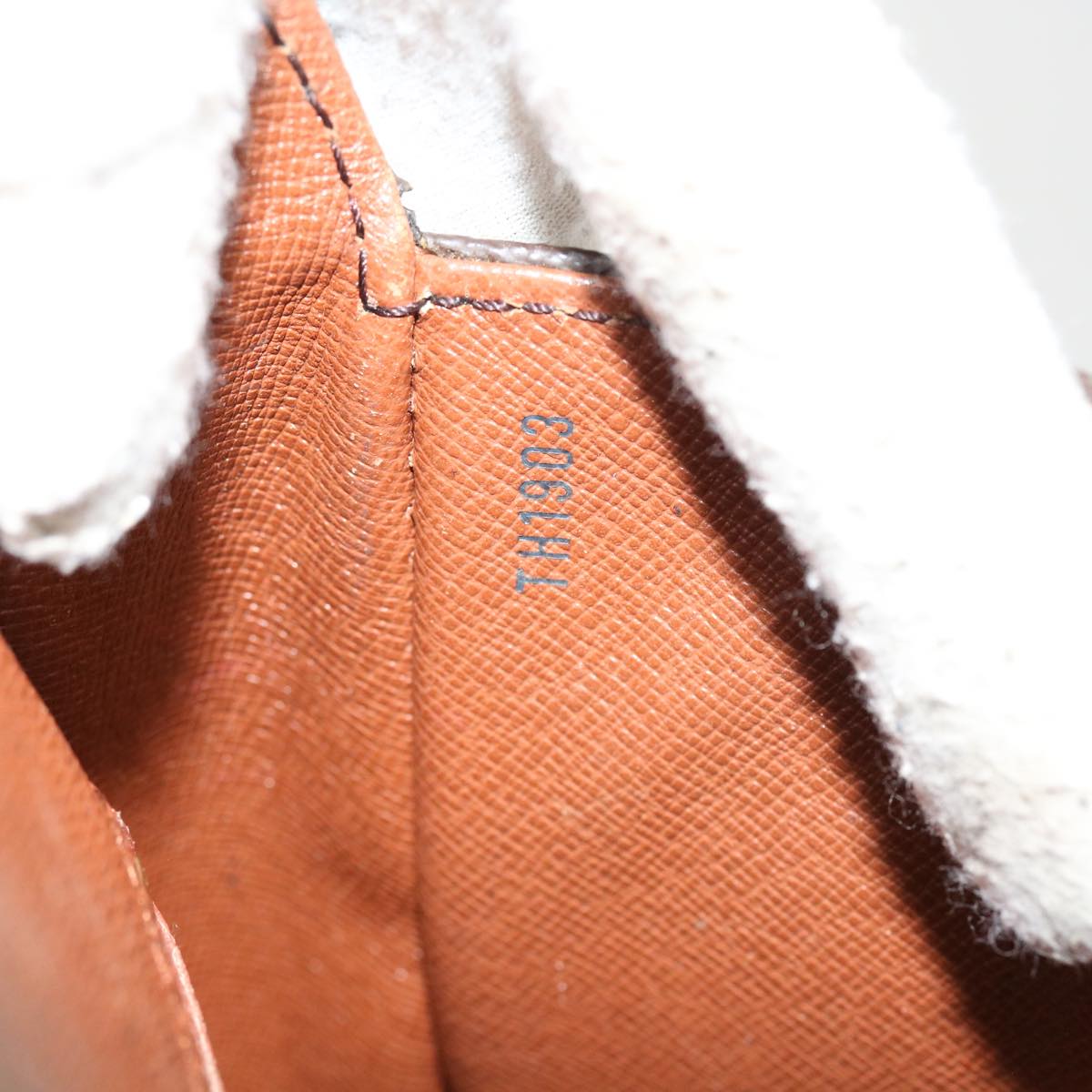 LOUIS VUITTON Monogram Saint Cloud MM Shoulder Bag M51243 LV bs8788