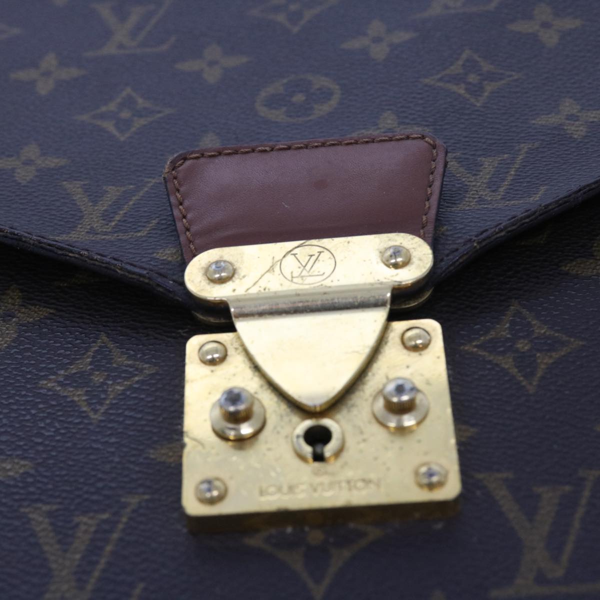 LOUIS VUITTON Monogram Porte Documents Bandouliere Bag M53338 LV bs8826