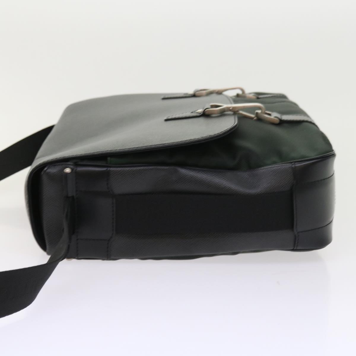 LOUIS VUITTON Taiga Leather Delsous Shoulder Bag Epicea M30164 LV bs8863