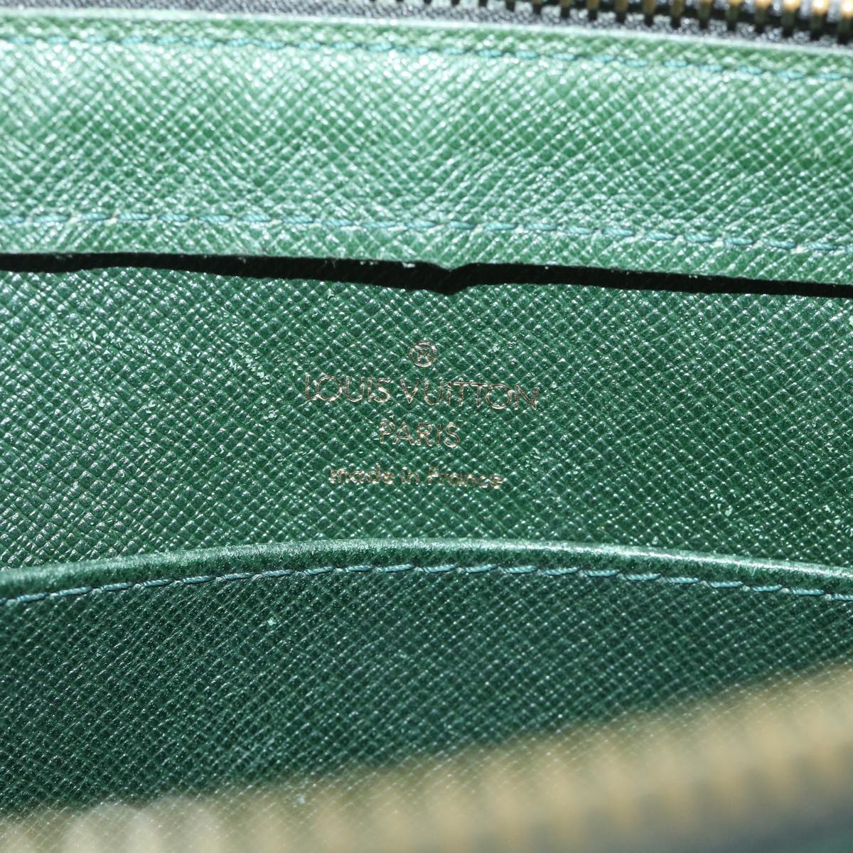 LOUIS VUITTON Taiga Baikal Clutch Bag Epicea M30184 LV bs8935