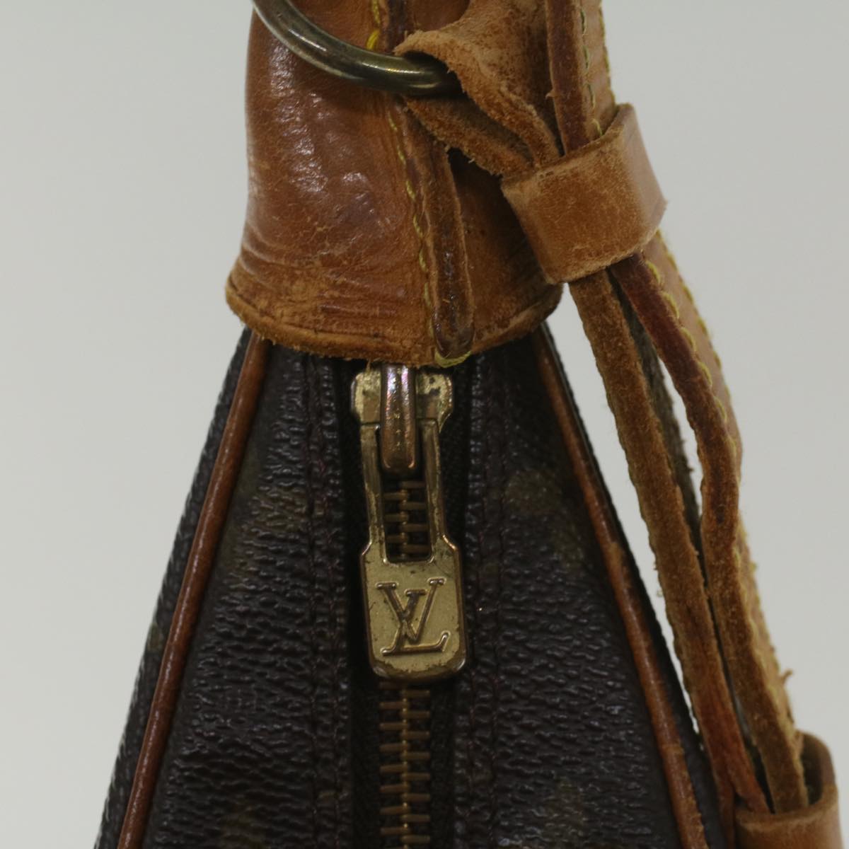 LOUIS VUITTON Monogram Boulogne 35 Shoulder Bag M51260 LV bs8967