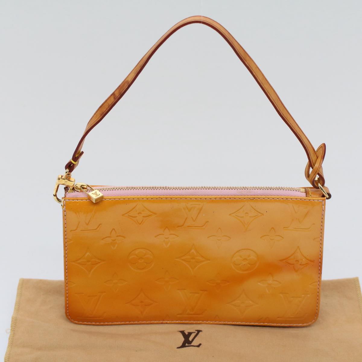 LOUIS VUITTON Vernis Lexington Pouch Marshmallow Pink M91057 LV bs9130