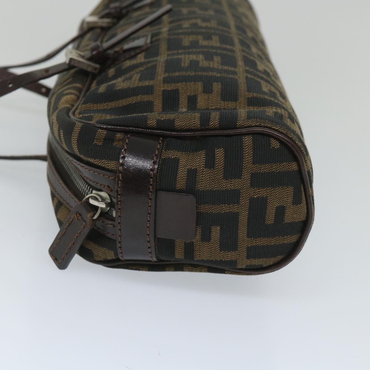 Luxury FendiZucca Canvas Shoulder Bag Brown 71 16560 0 012bs9134