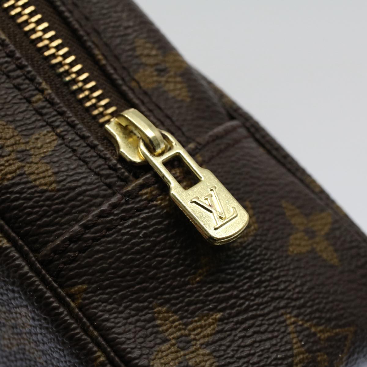 LOUIS VUITTON Monogram Trousse Toilette 23 Clutch Bag M47524 LV bs9184