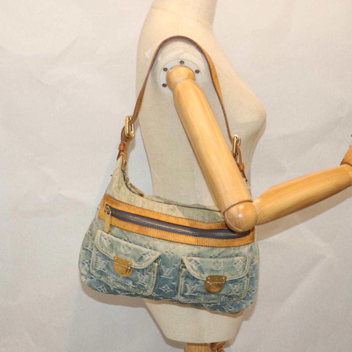 LOUIS VUITTON Monogram Denim Buggy PM Shoulder Bag Blue M95049 LV bs9187