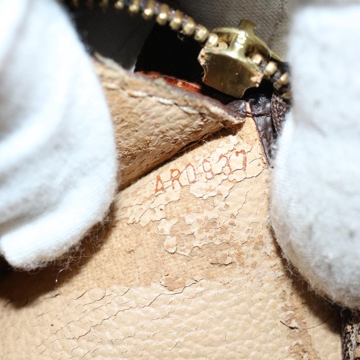LOUIS VUITTON Monogram Bucket PM Accessory Pouch LV bs9189