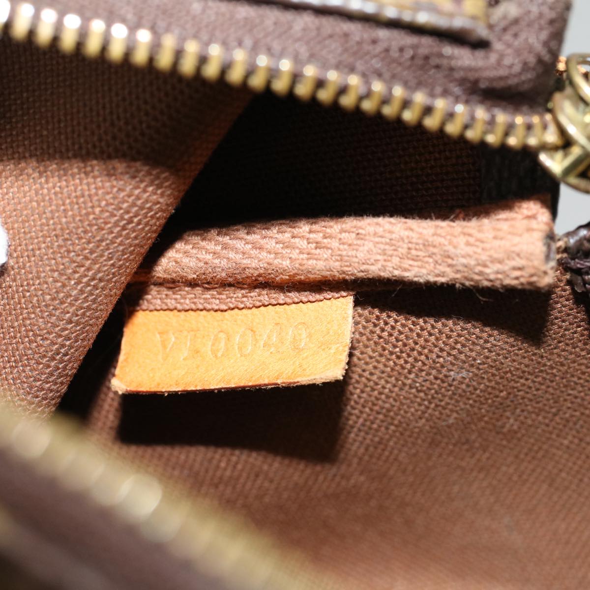 LOUIS VUITTON Monogram Pochette Accessoires Pouch M51980 LV bs9291