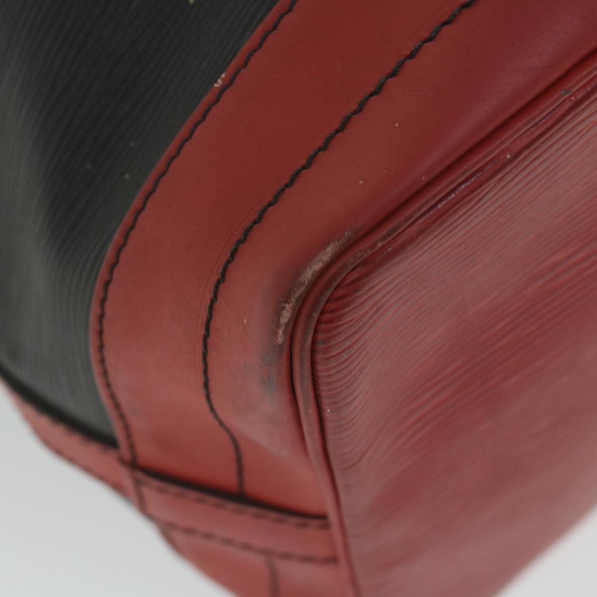 LOUIS VUITTON Epi Noe Shoulder Bag Bicolor Black Red M44017 LV bs9852