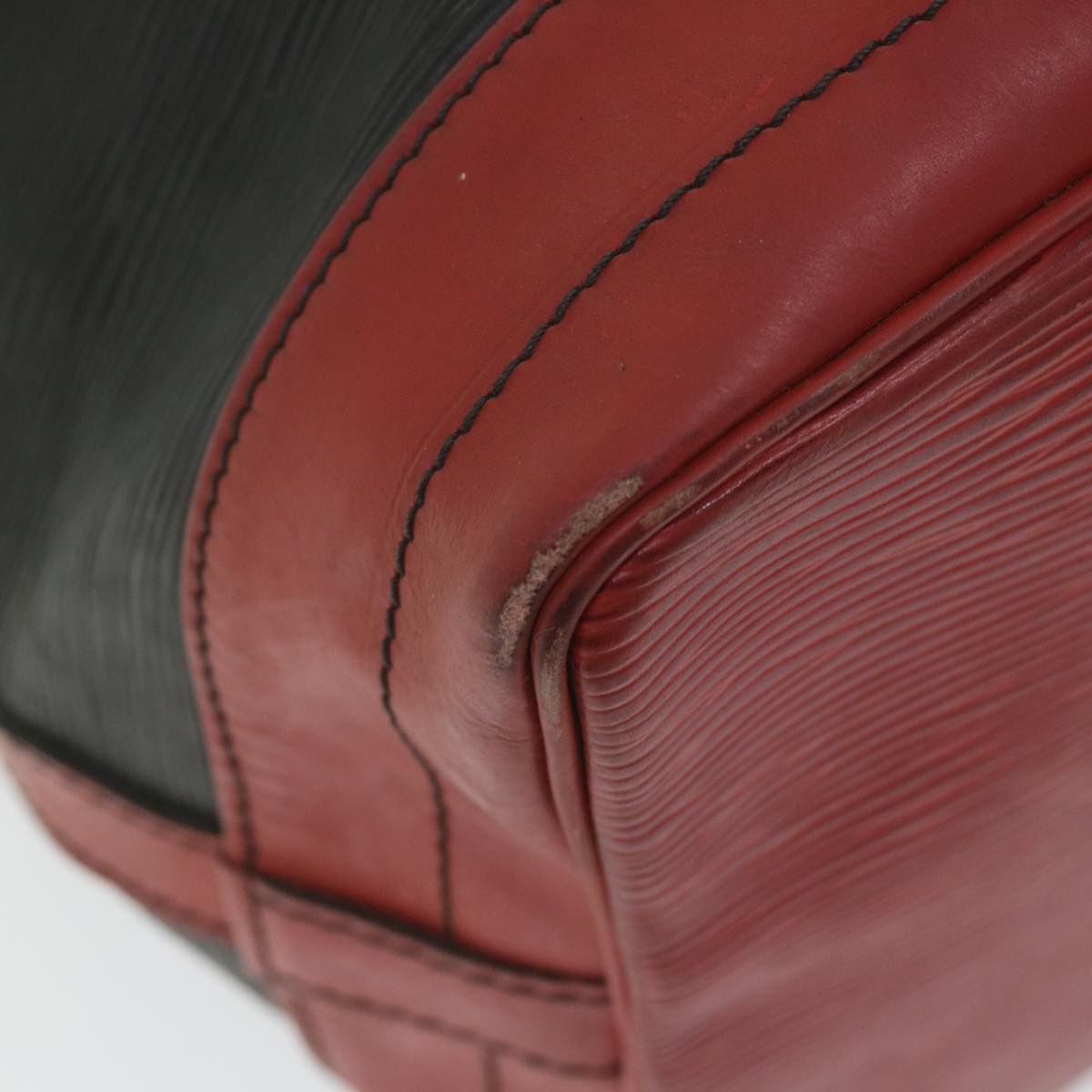 LOUIS VUITTON Epi Noe Shoulder Bag Bicolor Black Red M44017 LV bs9852