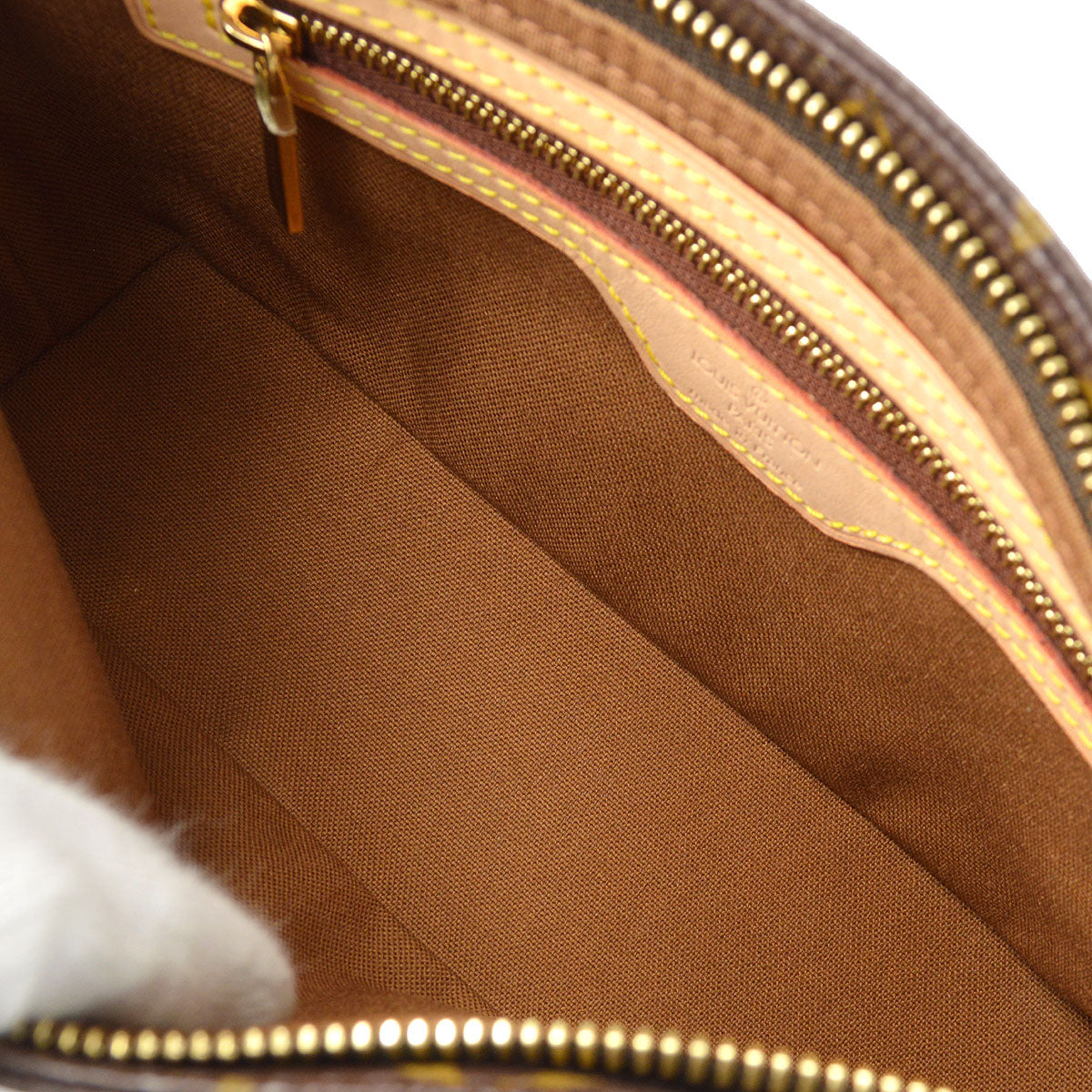 Louis Vuitton 2004 Trotteur Monogram M51240