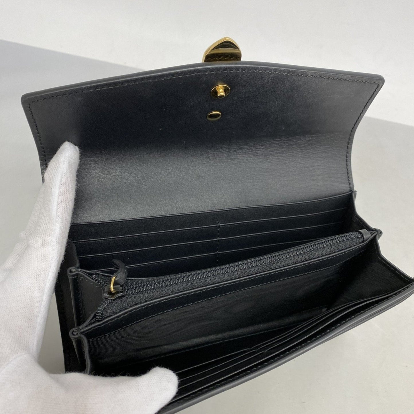 Gucci  Leather Long Wallet (Bi-Fold)