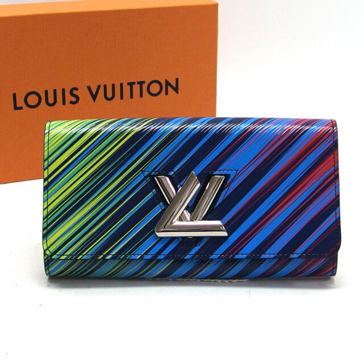Louis Vuitton  Leather Wallet  ()