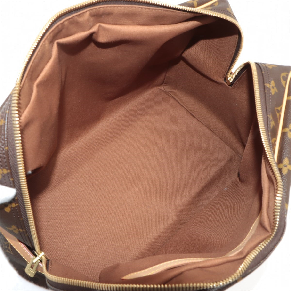 Louis Vuitton Monogram Carry All M40074