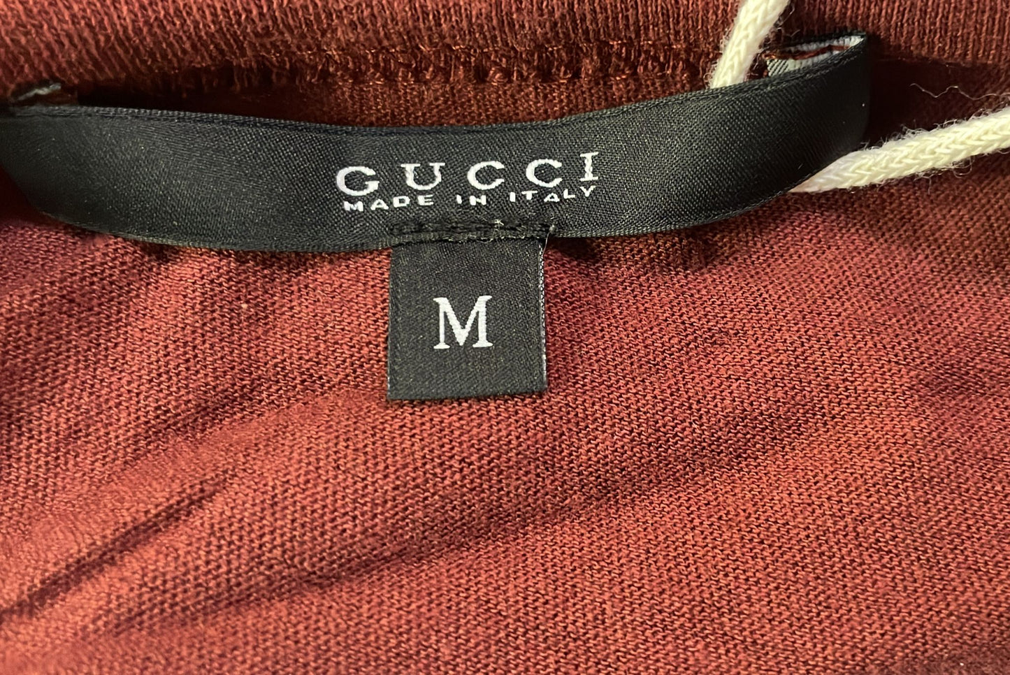 Gucci GG Kefia Print Round Neck T-Shirt in Maroon Cotton