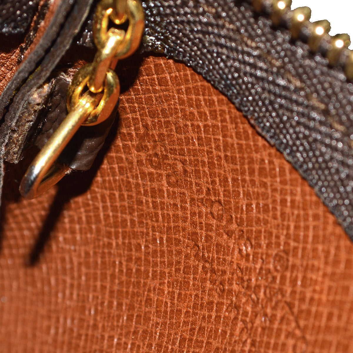 Louis Vuitton Monogram Pochette Cles Coin Purse Wallet M62650