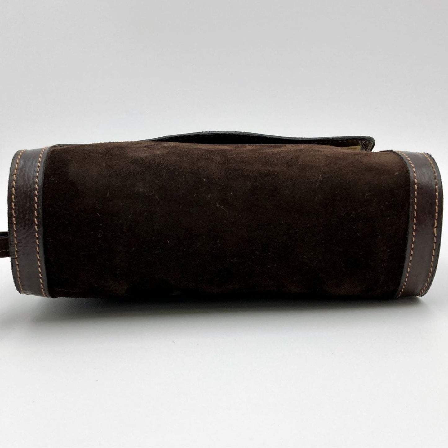 Gucci  Suede Clutch Bag ()