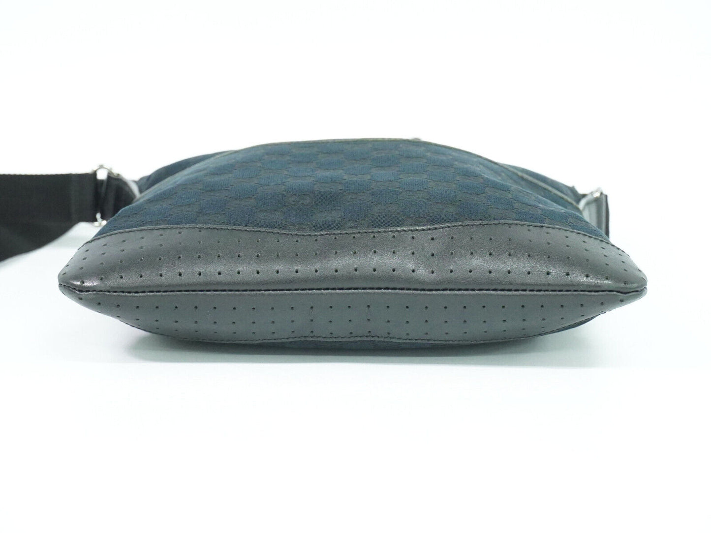 Luxury Gucci Trending 2025 Gg Canvas  Canvas Shoulder Bag ()