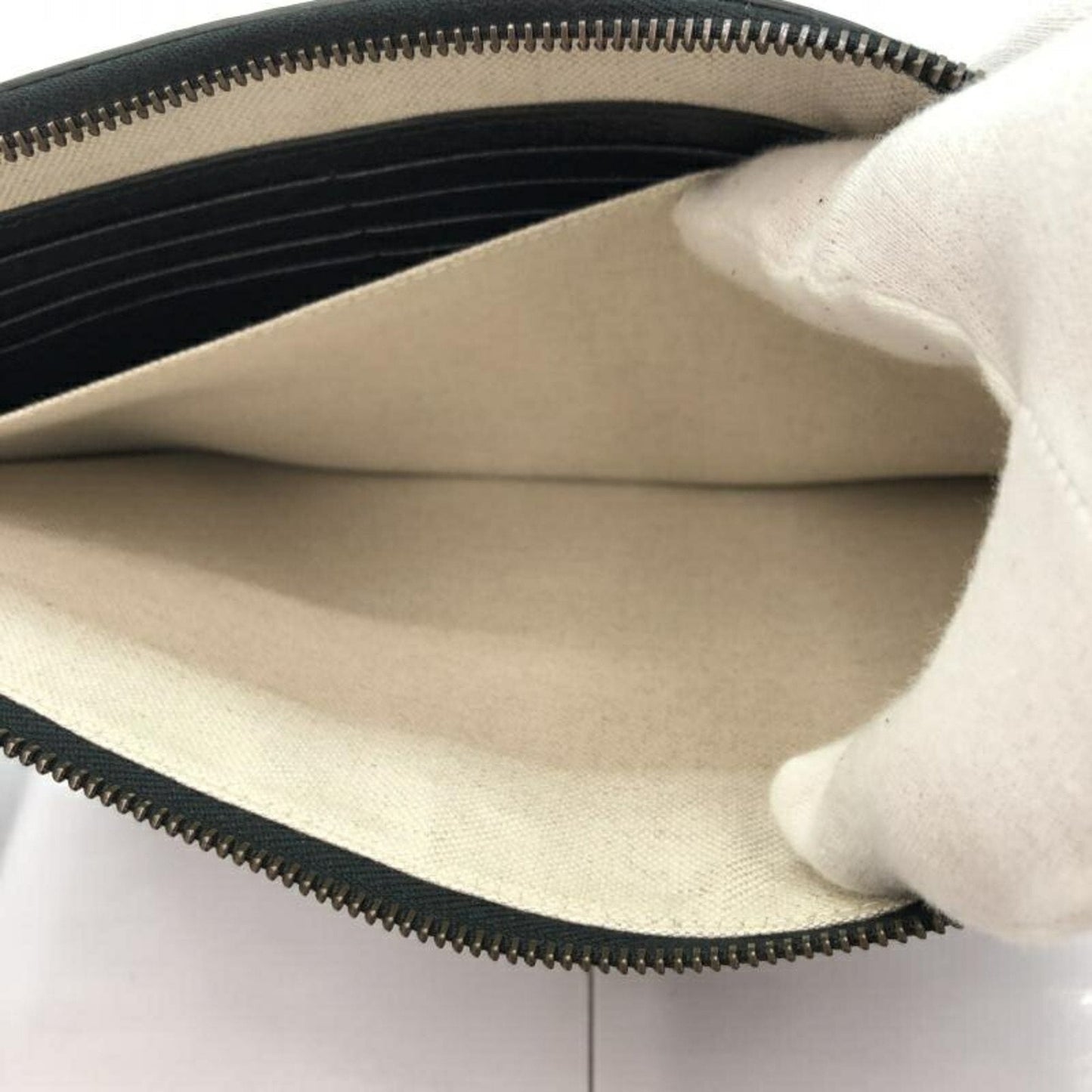Gucci Animalier  Leather Clutch Bag ()
