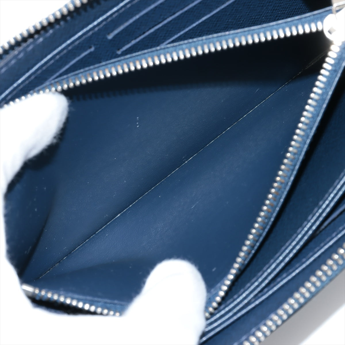 Louis Vuitton Epi  Wallet M61873 Andigo Blue Round Zip Wallet