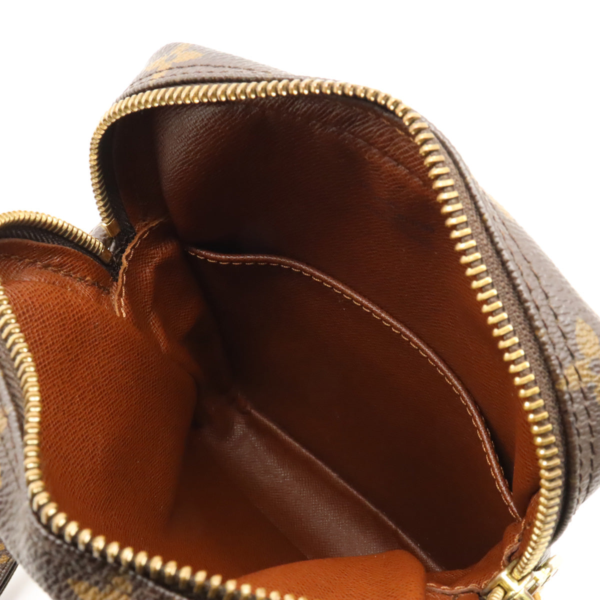 Louis Vuitton Louis Vuitton Monogram Danube Shoulder Bag M45266