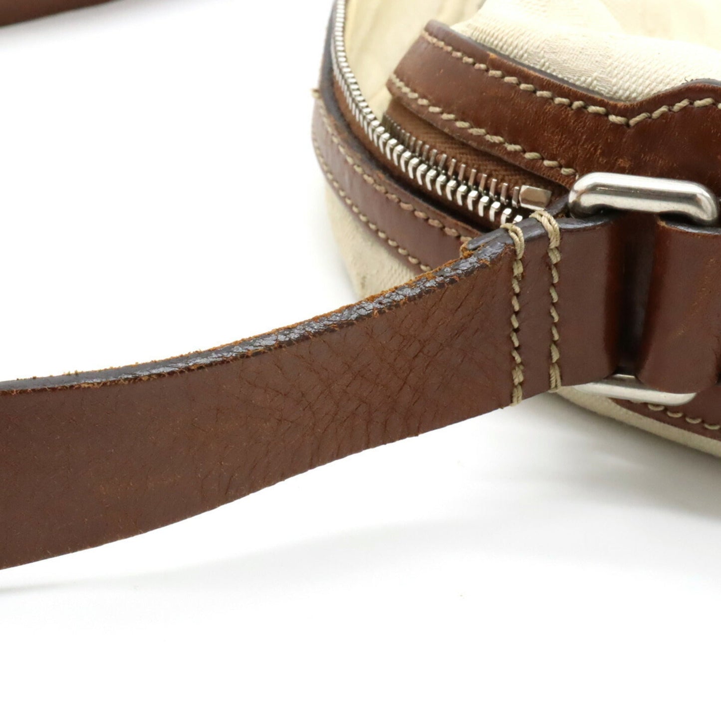 Gucci  Canvas Shoulder Bag ()