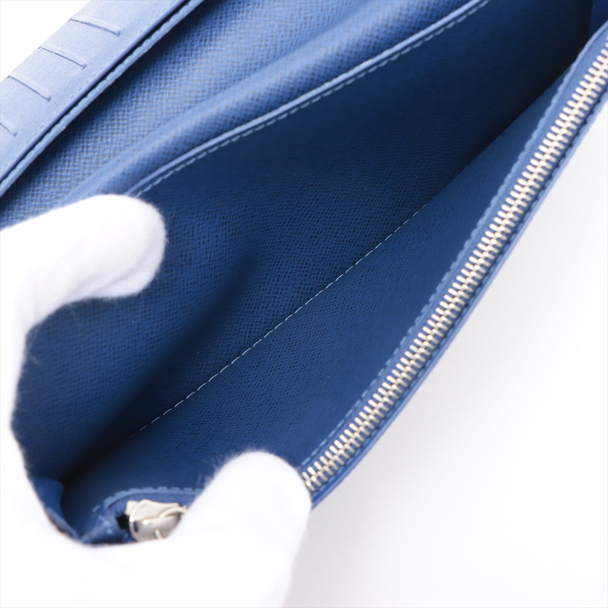 Louis Vuitton Taigaama Portfolio Braza M30297 Blue Wallet