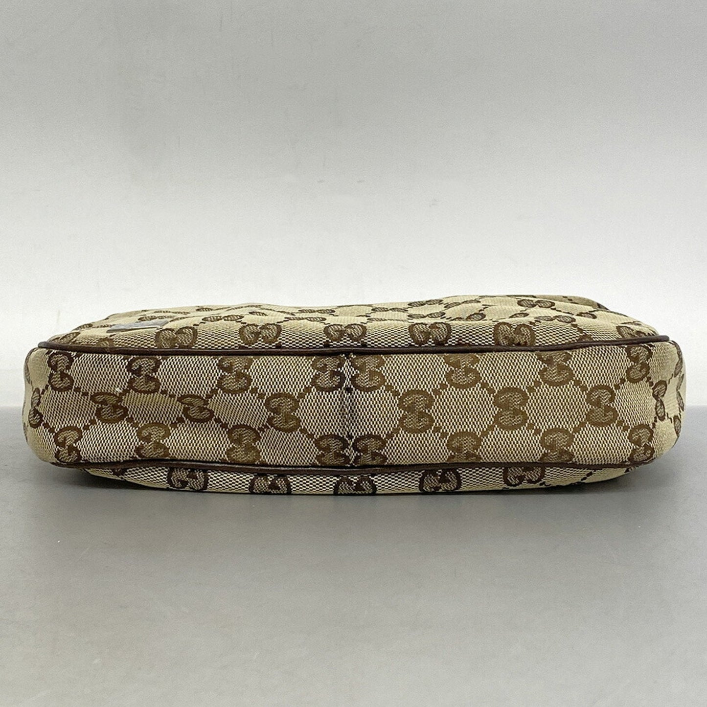 Gucci Gg Canvas  Canvas Shoulder Bag ()